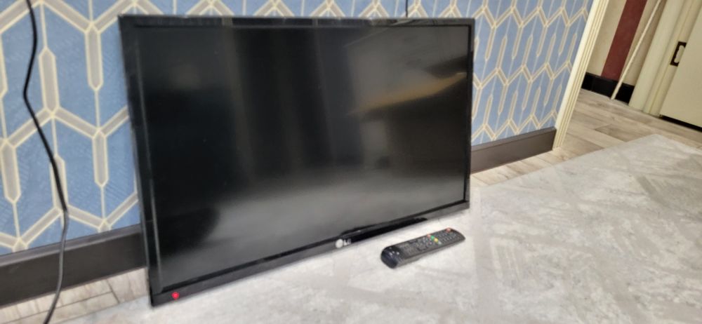 Телевизор LG LED32, 32 дюйма, рабочий, без Smart TV