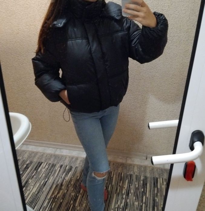 Дамско зимно яке с качулка размер S