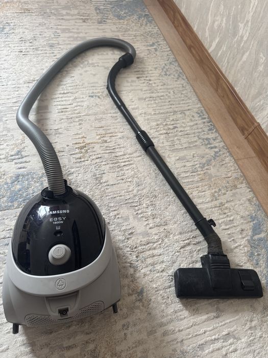 Пылесос Samsung 1800W