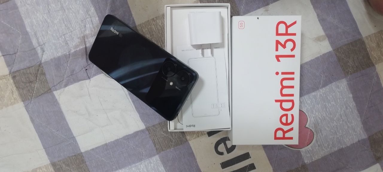 Redmi 13R 4+4/128 gb