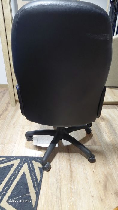 Vând Scaun de birou