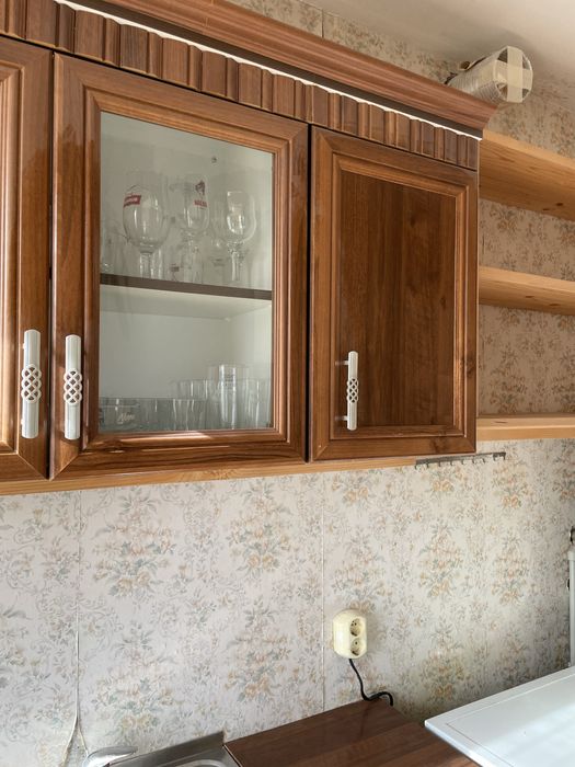 Кухня, с мивка и смесител