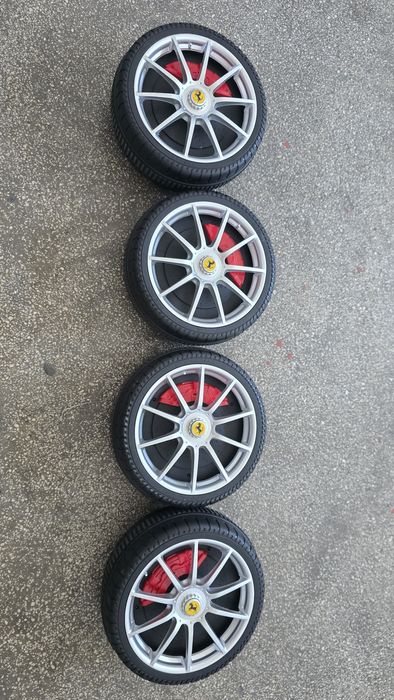 Piese Masinuta Electrica Ferrari Rastar Pentru Copii