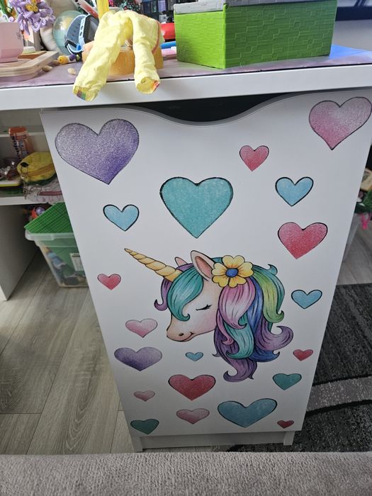 Birou fete in stare ft buna