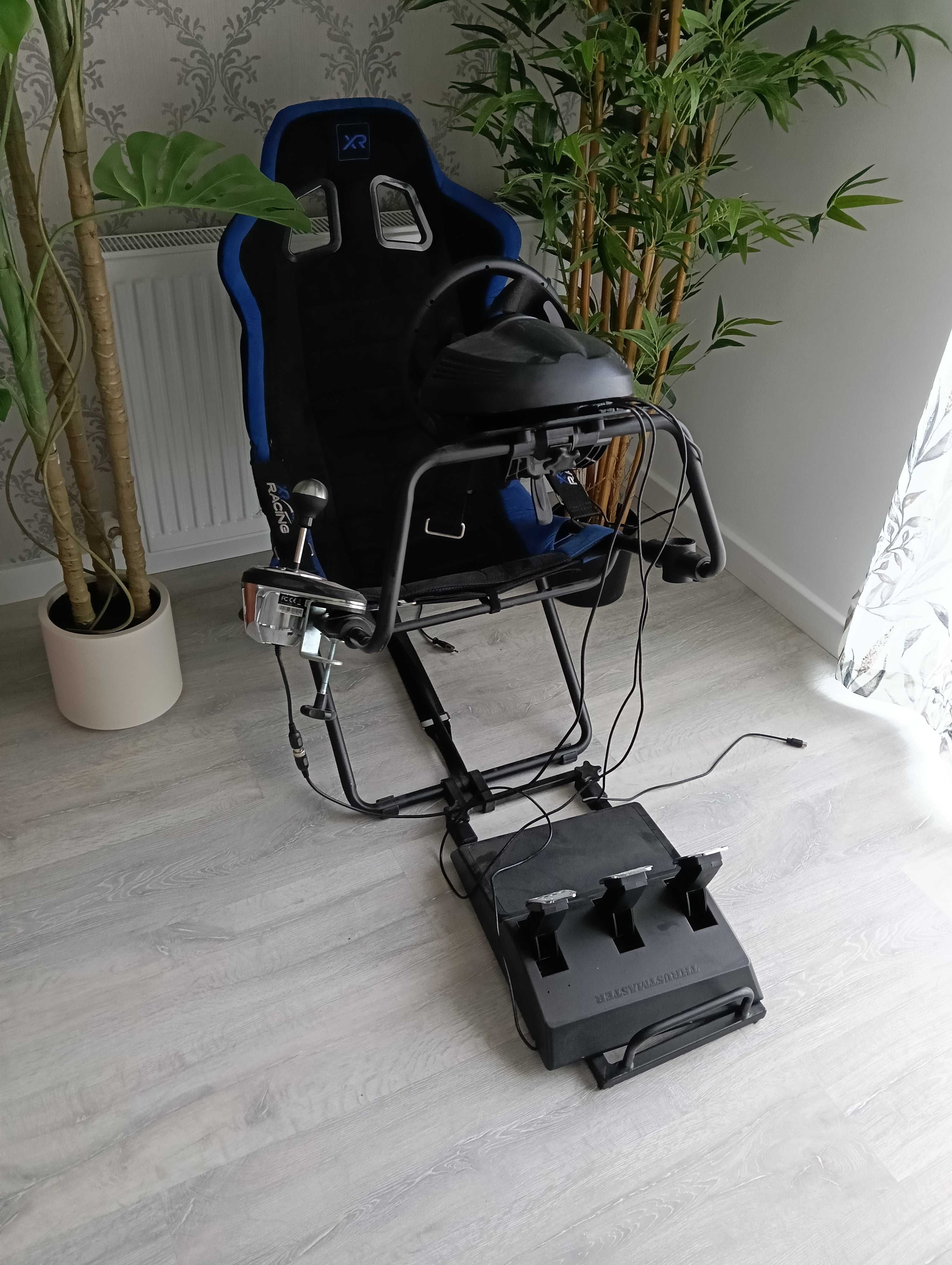 Volan gaming Thrustmaster TMX PRO plus Playseat