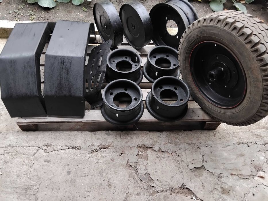 Продавам NISAN  Bluebird  1,6  SLX  Benzin газ 5 ск.Т 12  ЗАМЕНЯМ