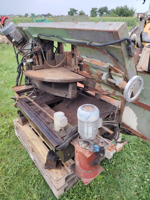 fierastrau taiat fier debitat fier