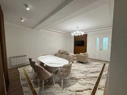 двухкомнатная квартира в жилом комплексе Airoport House, Яккасарай;