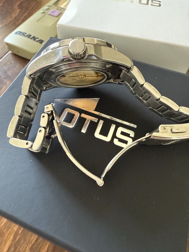 Автоматичен часовник LOTUS 100m SAPFIRE