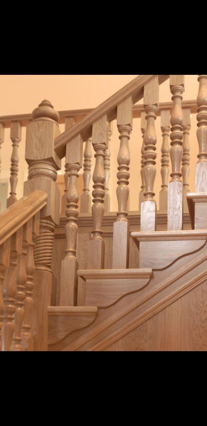 Услуга стройки деревянных лестниц