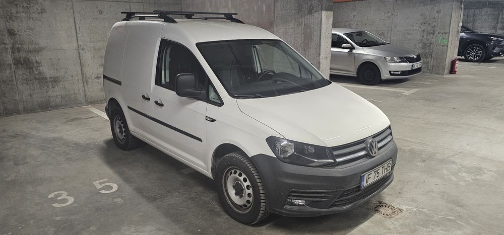 VW Caddy putin folosit si bine ingrijit