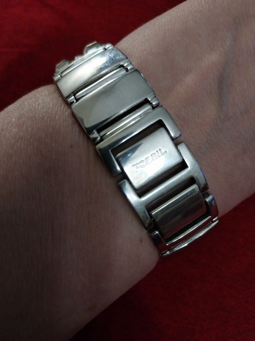 Оригинален часовник Fossil