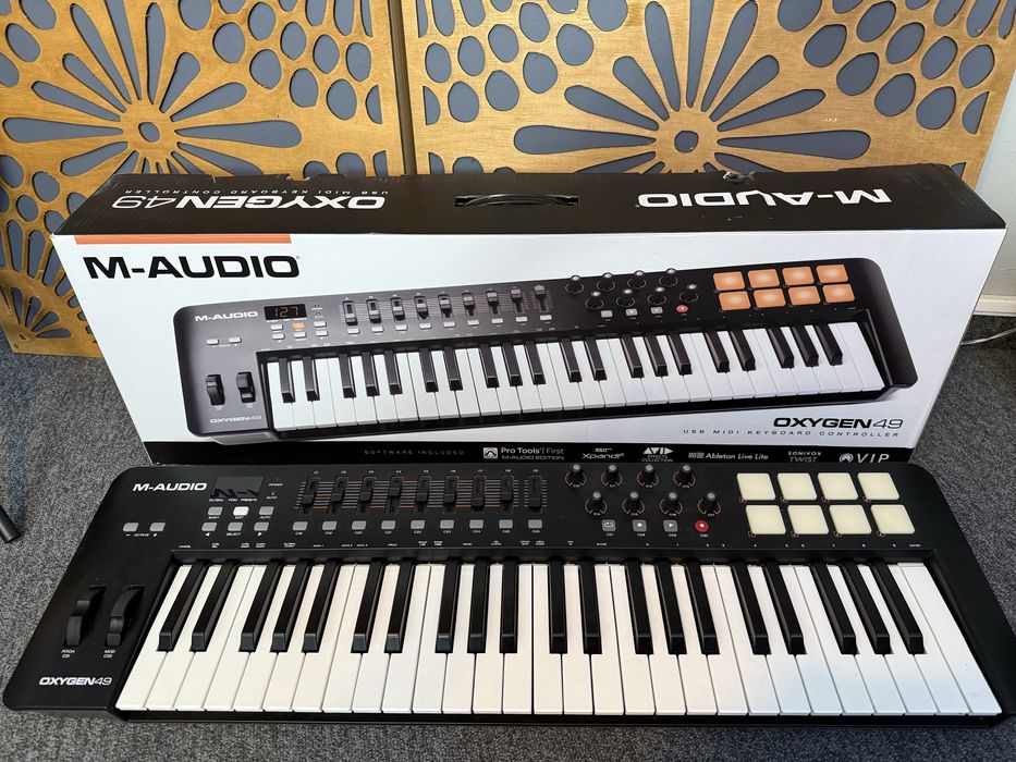 M-AUDIO OXYGEN 49 - Usb midi keyboard controller