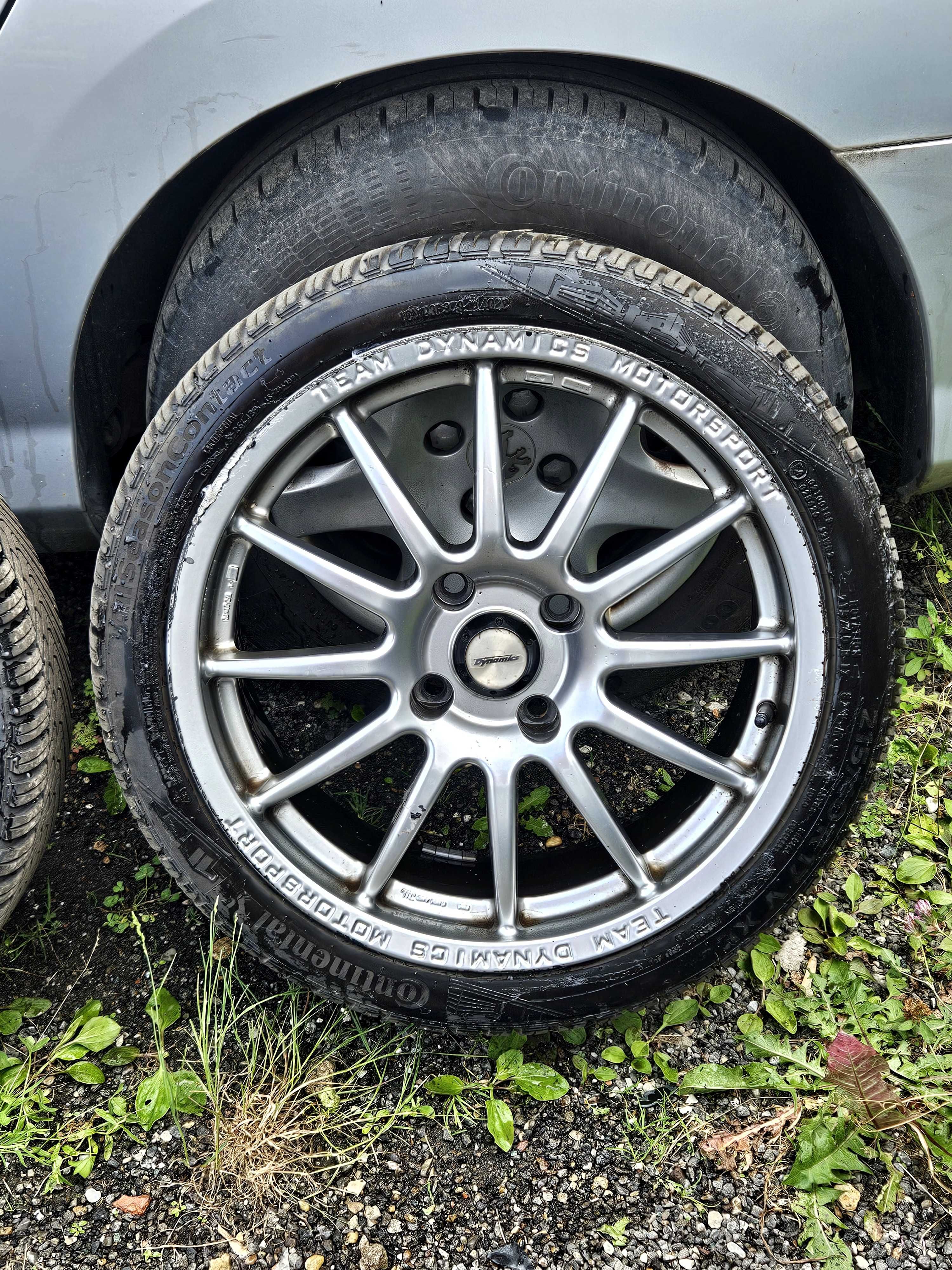 Лети джанти 17" 4х114,3 гуми 215/40/17