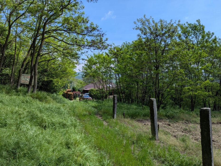 Vand teren intravilan in Bujoreni