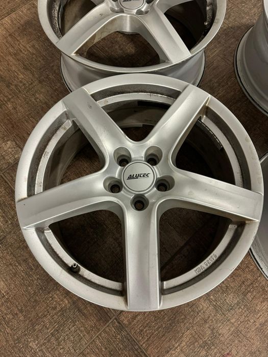 Jante ALUTEC - potrivite Land Rover, Ford, Volvo
