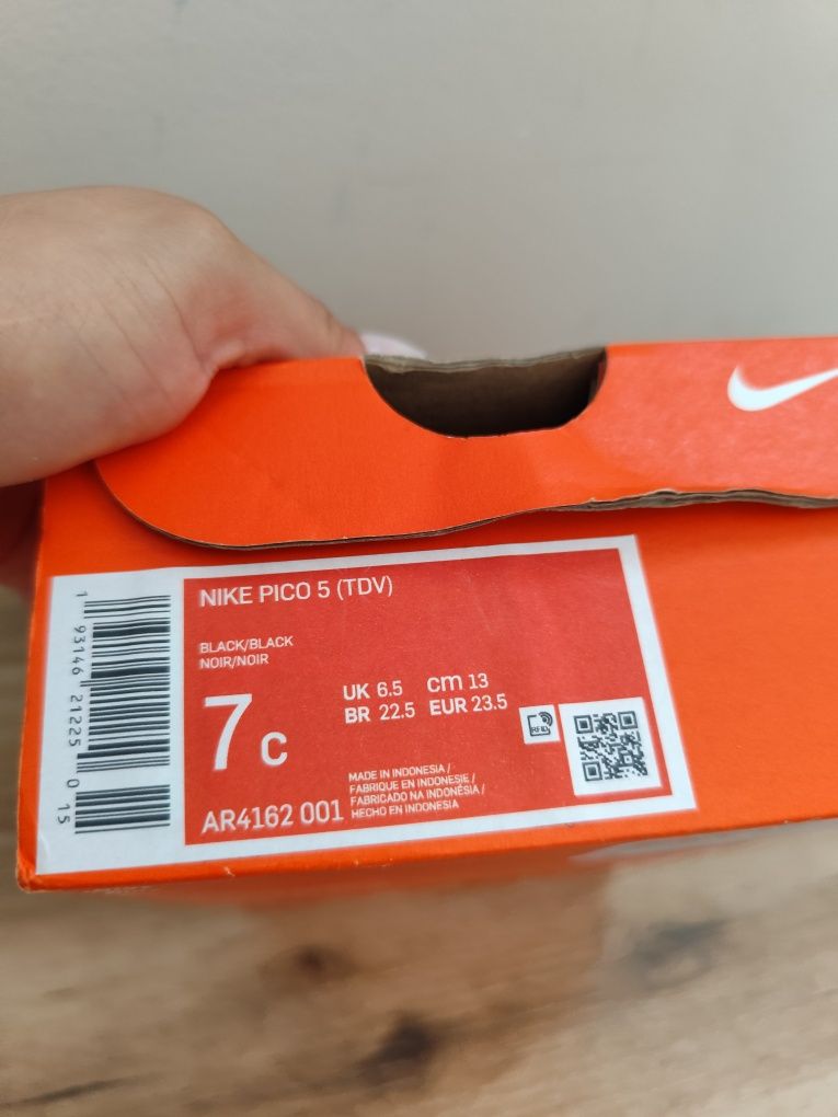 Маратонки Nike Pico 5
