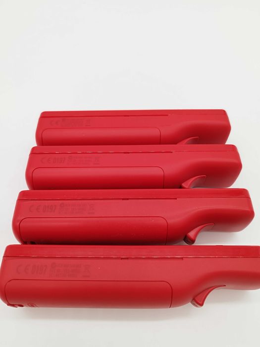 Оригинален Nintendo Wii U Remote Plus - Червен/ ОТЛИЧНО състояние!