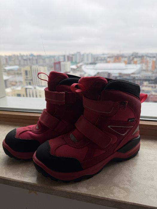 Продам зимние ботинки ecco 34 размер