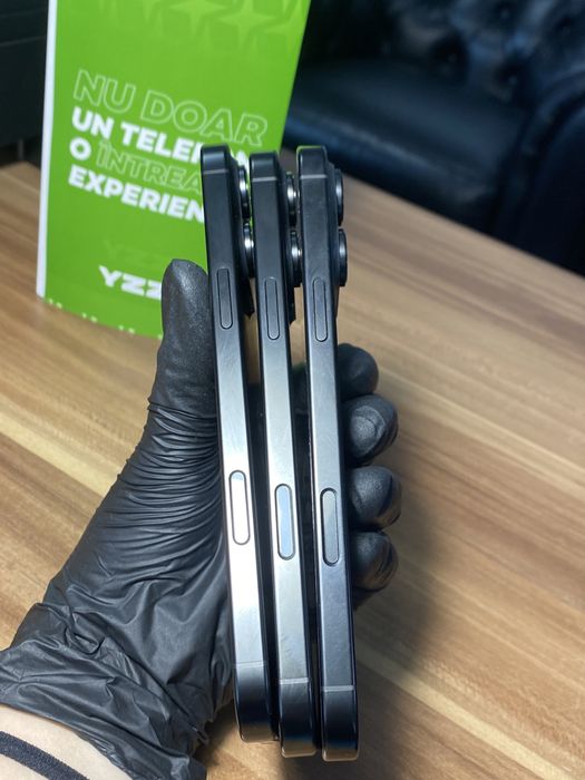 iPhone 16 Pro Max • 256 GB • Black Titanium