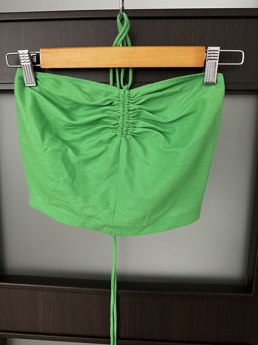 Top zara verde de tip halter mărimea M nou cu eticheta