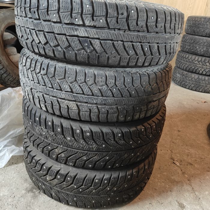 R13 175/70 Комплект зимней шипованной резины
