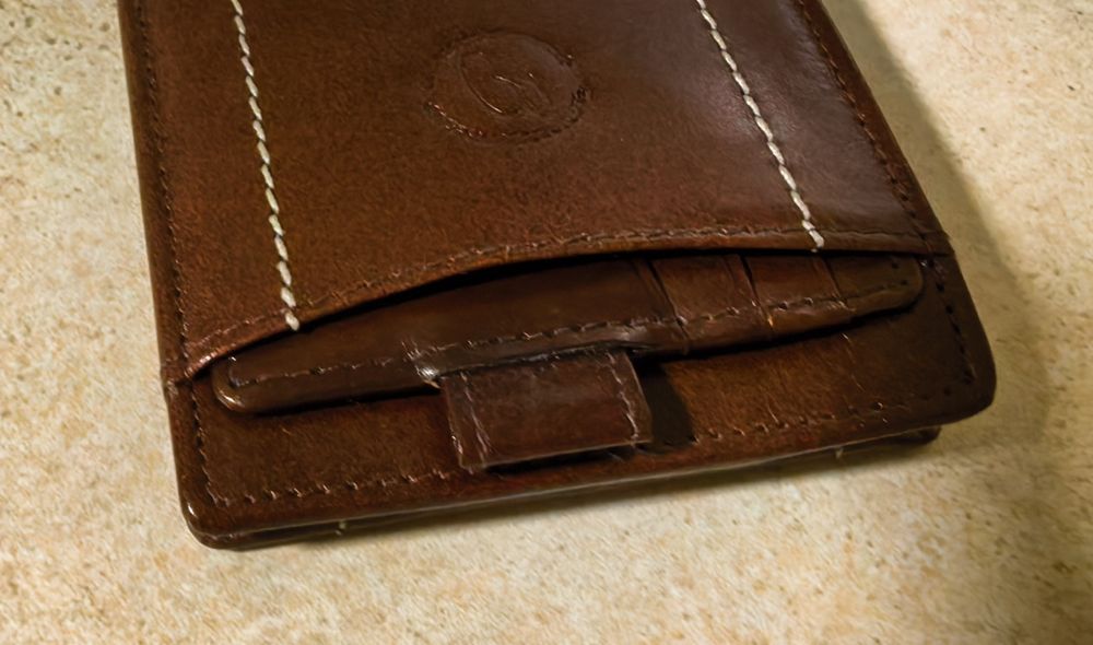 Portofel din piele naturală nou