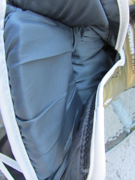 Боксови ръкавици Everlast Powerlock