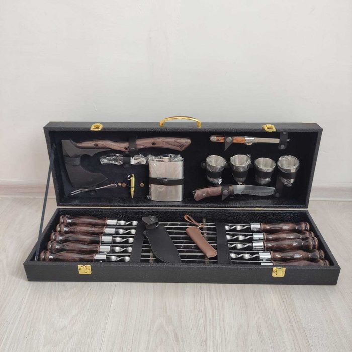 Подарок для мужчин. Шашлычный набор