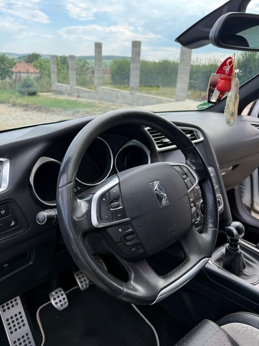 Citroen ds4 1.6 benzină 200cp, 2011, se vindeee