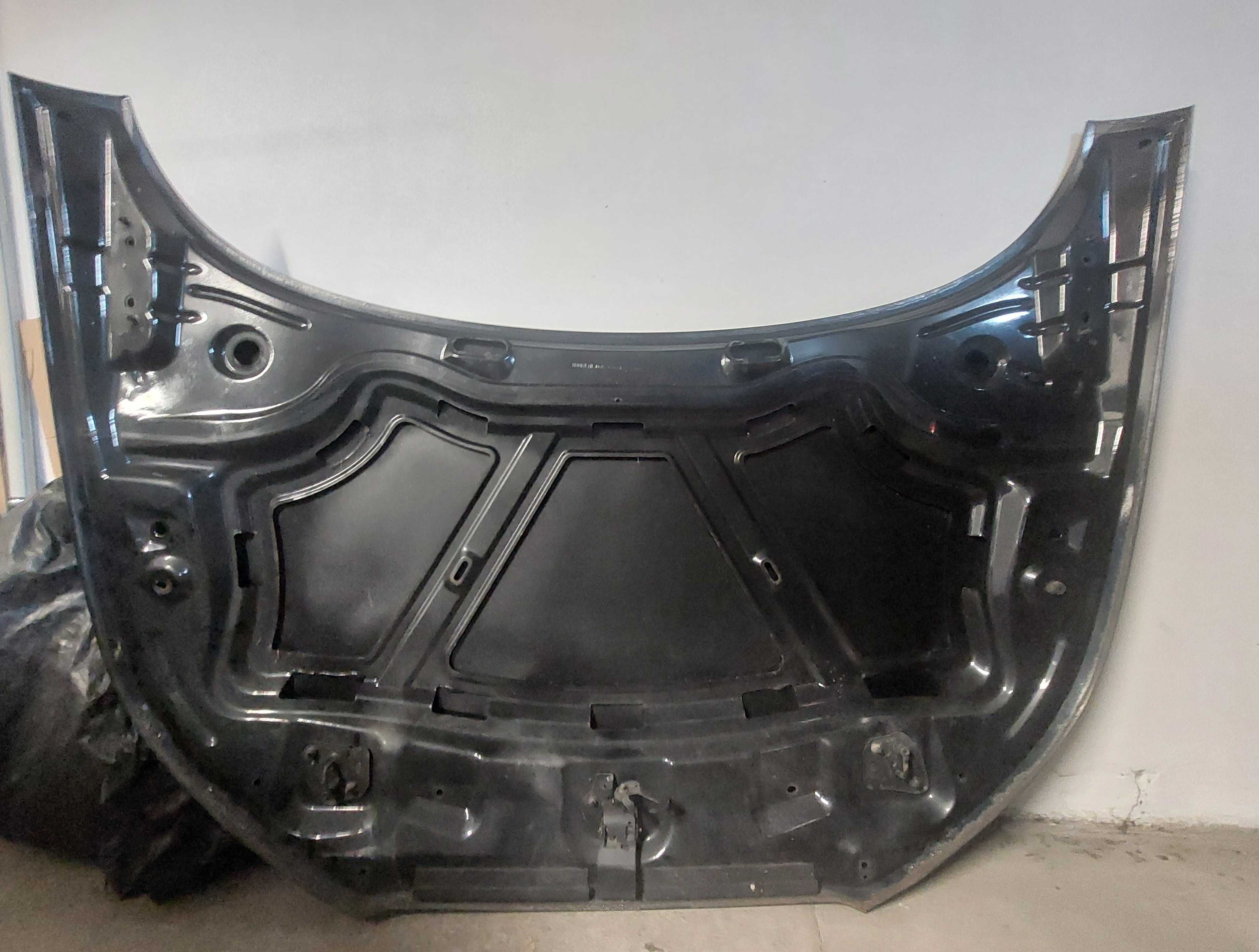 Преден капак audi a1