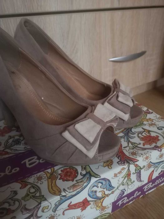 Бежови обувки на ток - Paolo Botticelli, 37 номер