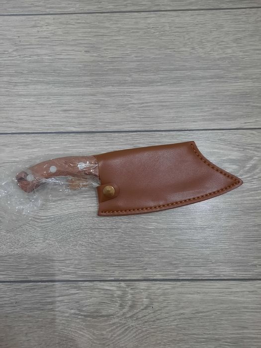 Новый топорик в чехле