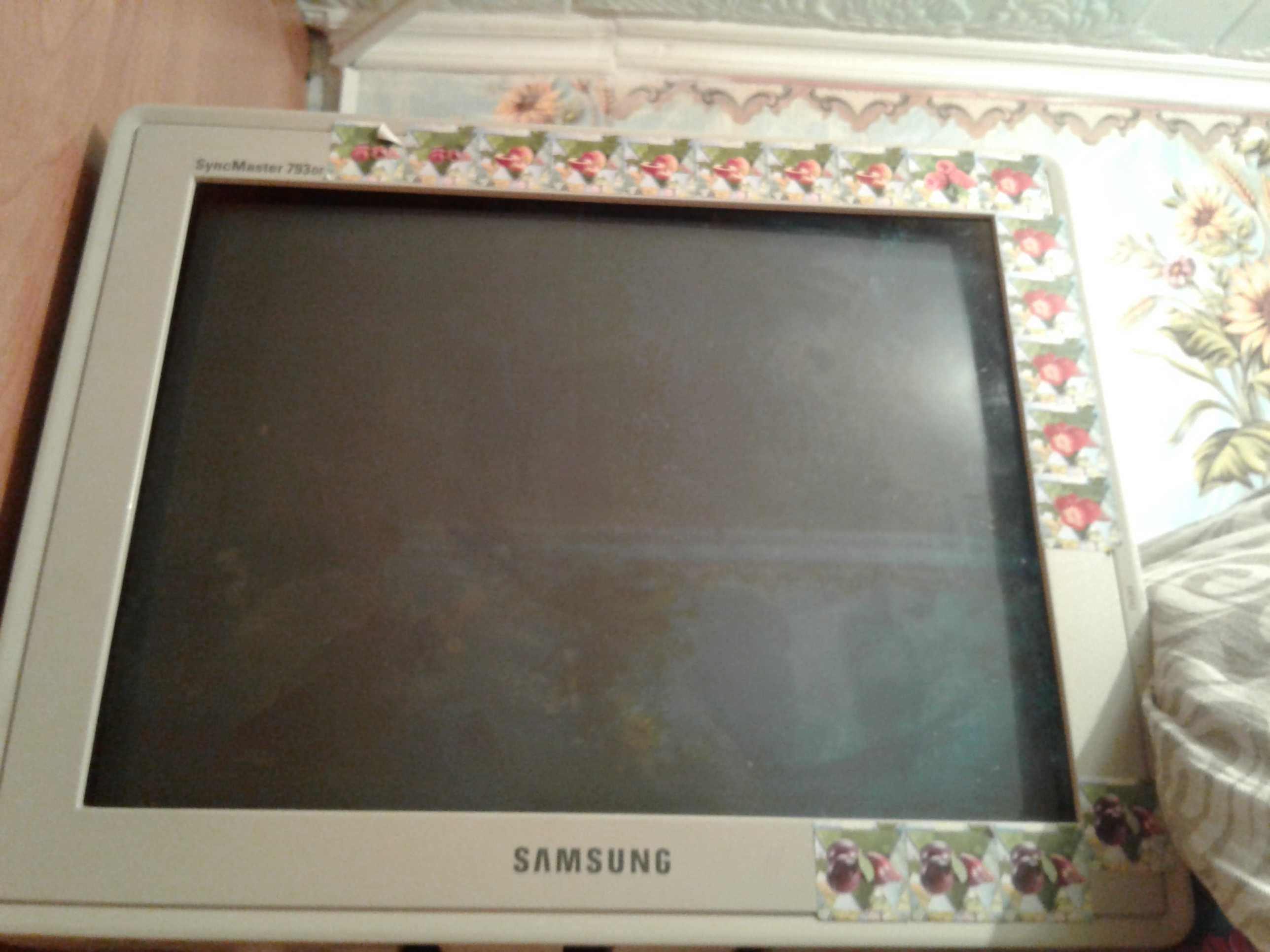 Компьютер  Монитор Samsung