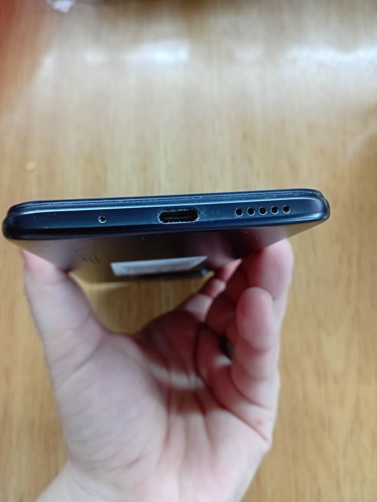 Redmi 10c 4/128.
