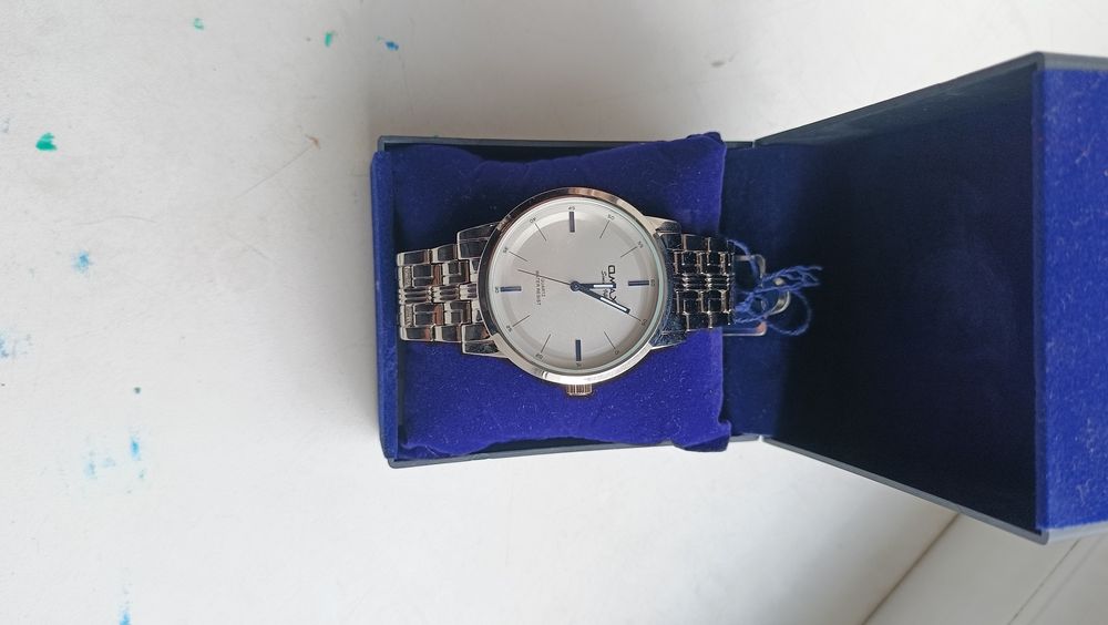 Жаңа ерлерге арналған қол сағаты