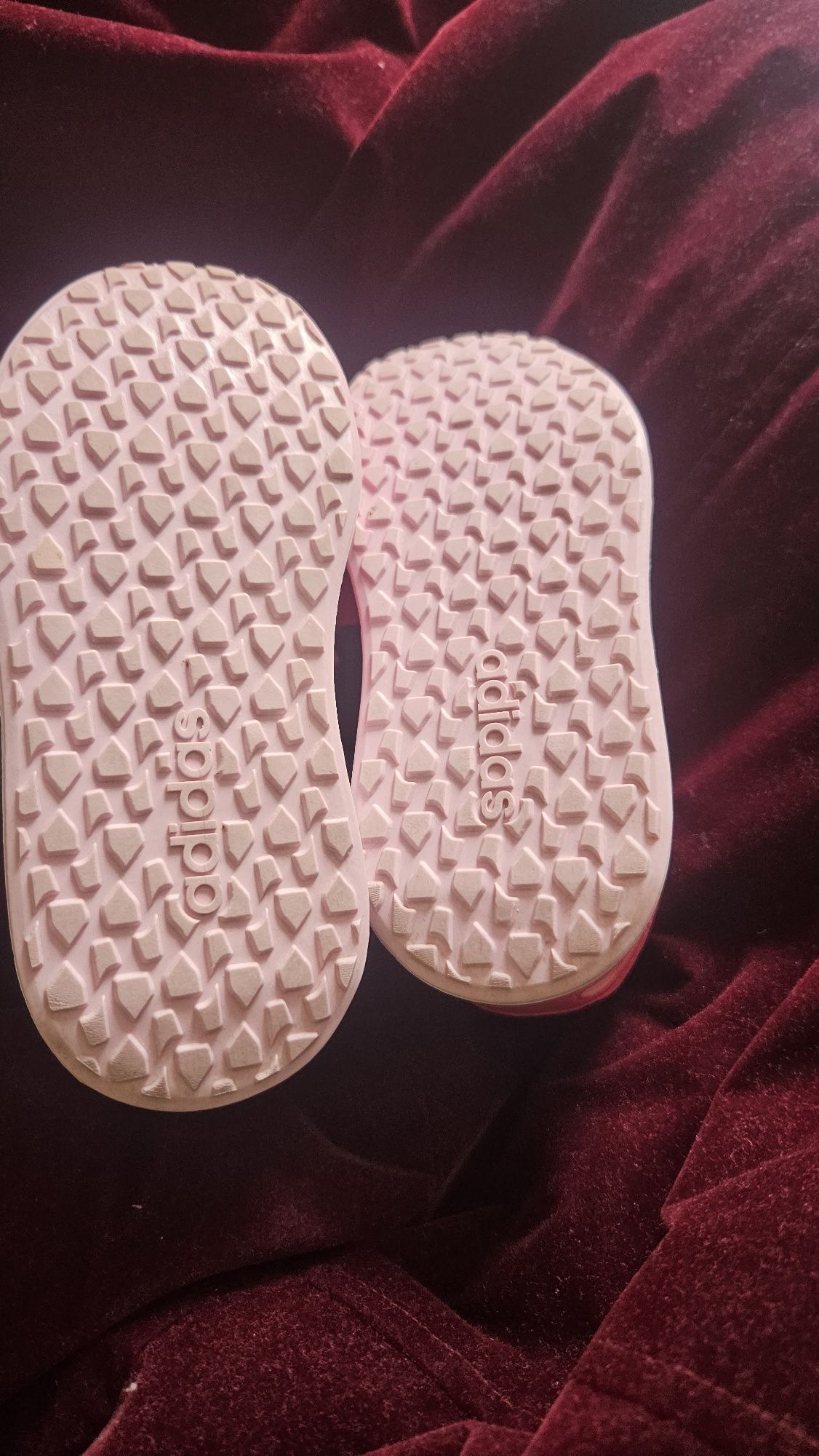 Детски маратонки за момиче Adidas