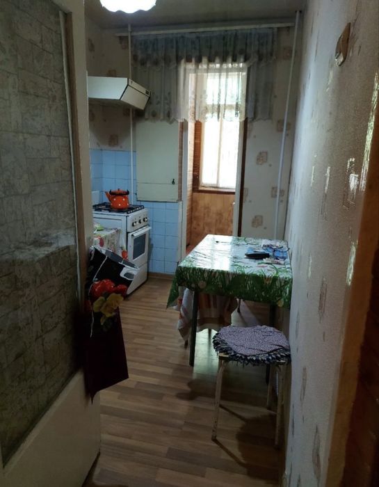 Код 810  Продам 2/1/4 ком квартиру куйлюк массив 1 кирпич ул Муниса