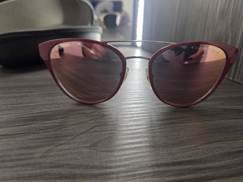 Слънчеви очила Vogue