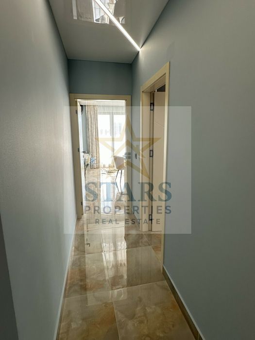 Продава се Двустаен апартамент в Варна, Бриз - 65 кв.м за 3354 €/кв.м - Снимка #5