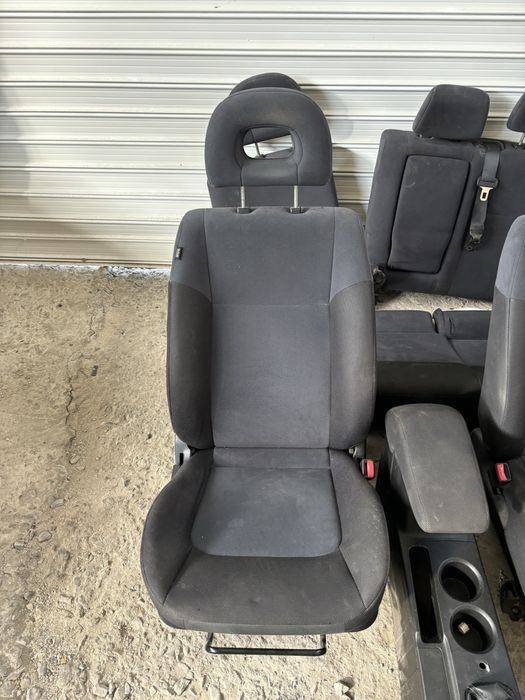 Mitsubishi Outlander 1  седалки салон