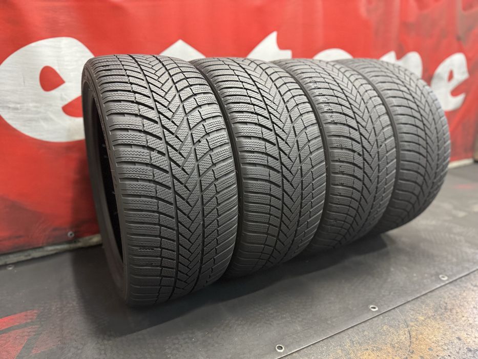 245 40 18, Зимни гуми, Bridgestone BlizzakLM005, 4 броя