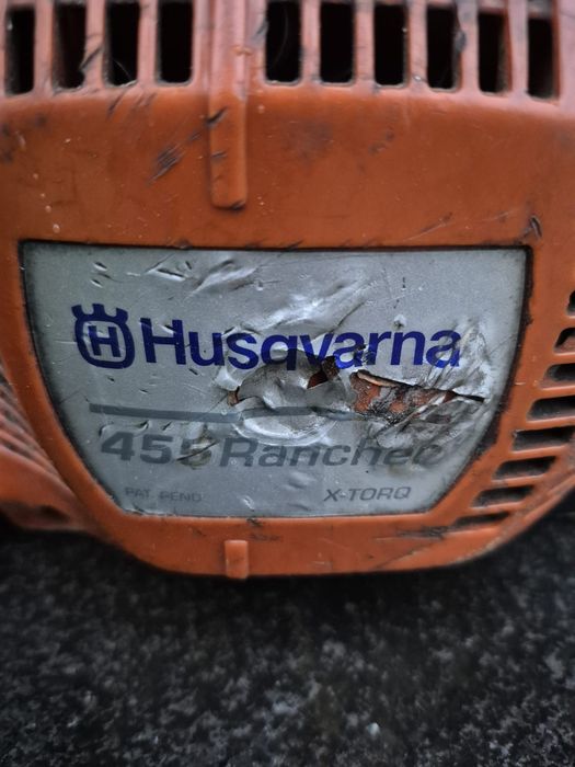 Vând drujbă Husqvarna 455 Rancher, 3.5 CP(2.6KW), lamă și lanț de 40cm