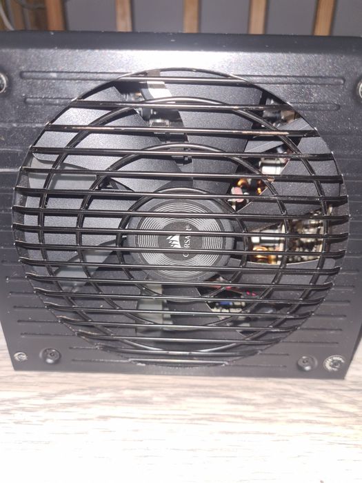 Sursa pc Corsair RM650