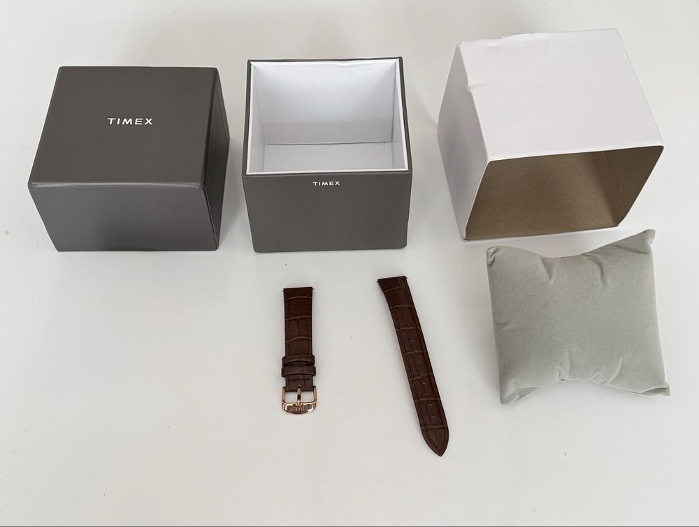 Cutie si curea ceas de mana timex quartz