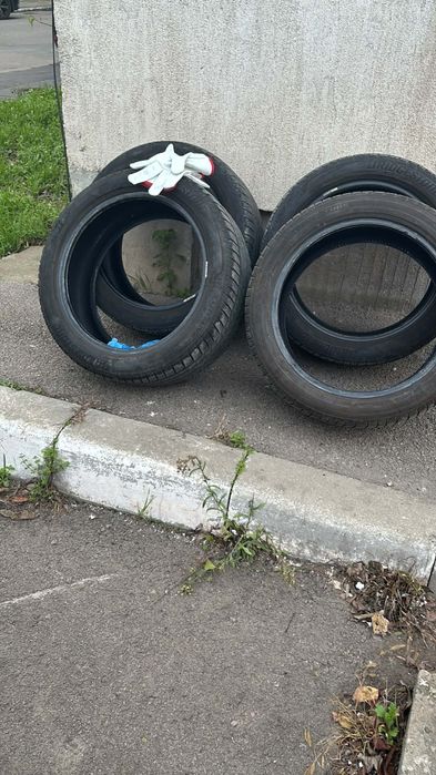 Set 4 anvelope cauciucuri Bridgestone 225 45 r17 Vara