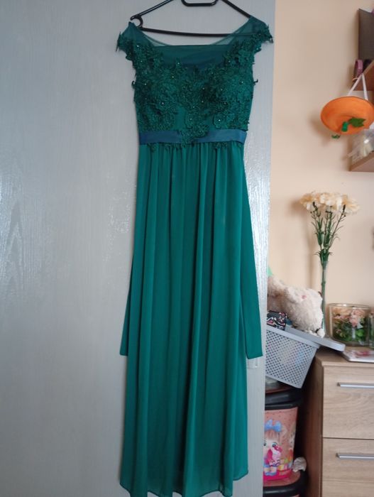 Vând rochie elegantă ptr ocazii