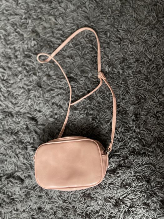 Blugi diferite modele , salopeta si gentuta