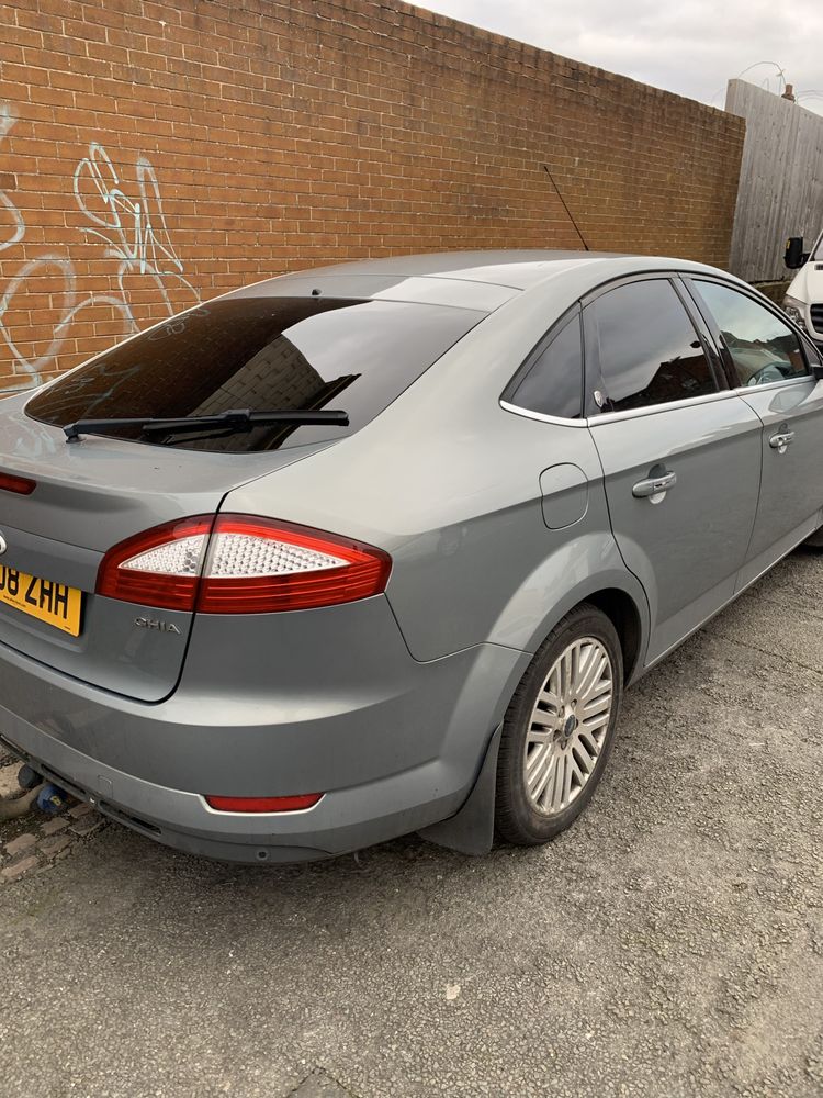 Ford mondeo Ghia