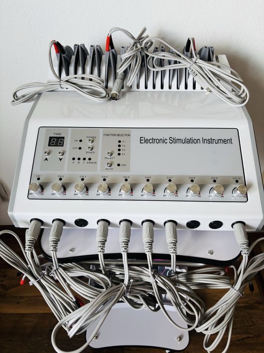 NOU! FACTURA GARANTIE! Electrostimulare Ems cu 24 paduri